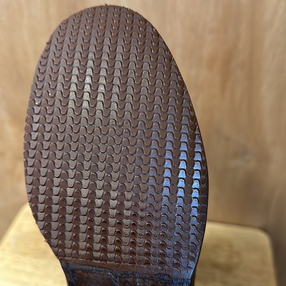 Frye women’s 16” boots w/ full back zippers size 8 new custom soles & heels - Picture 13 of 15